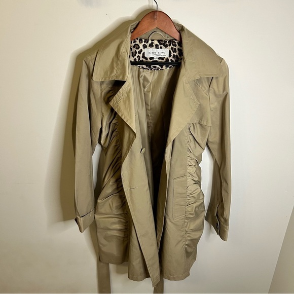 Black Rivet | Double Breasted Trench Coat | Beige | Ruffle Detail | Size XL - Picture 5 of 10